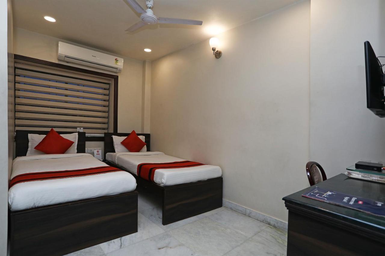 Capital O 8318 Beeu Guest House Liluāh Buitenkant foto