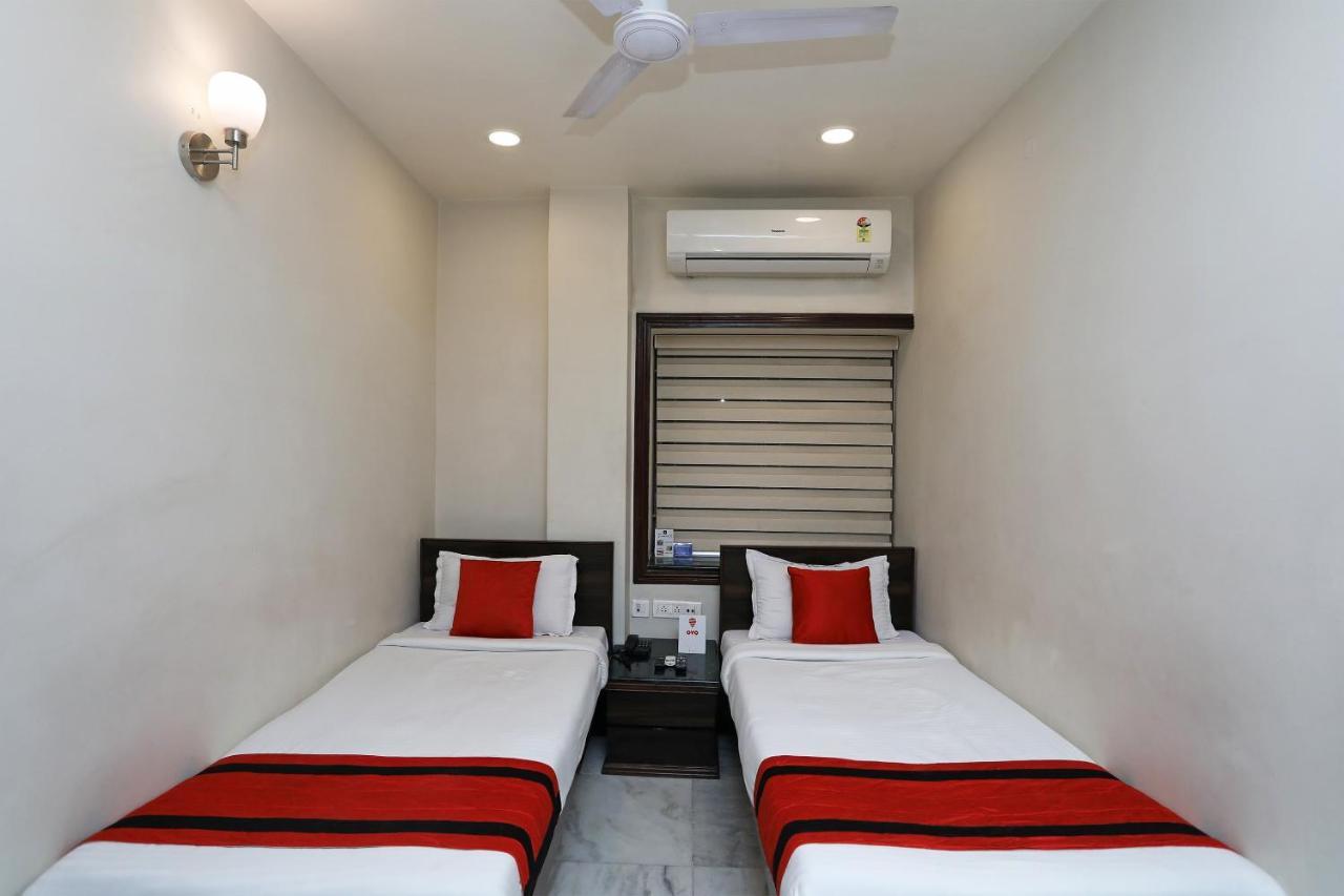 Capital O 8318 Beeu Guest House Liluāh Buitenkant foto
