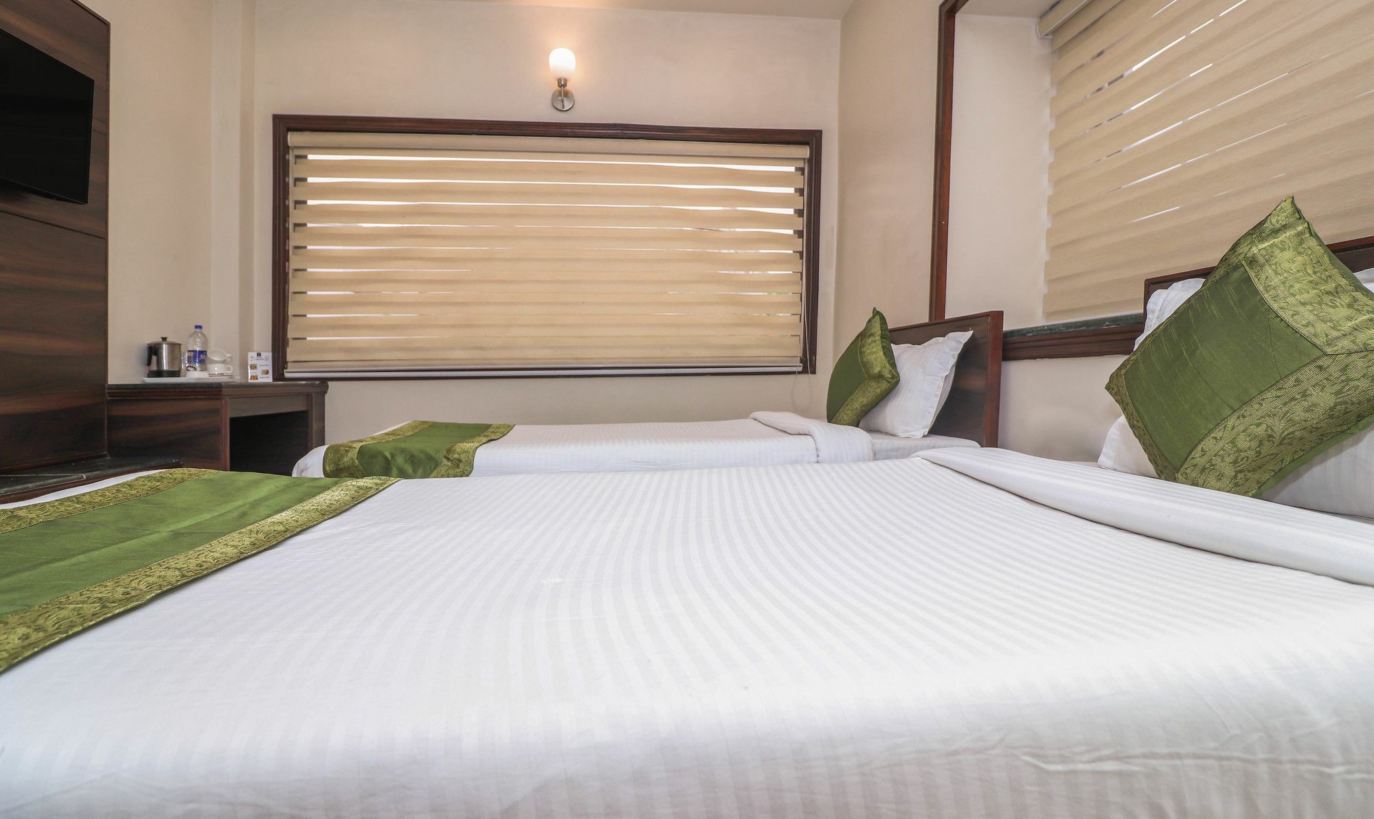 Capital O 8318 Beeu Guest House Liluāh Buitenkant foto